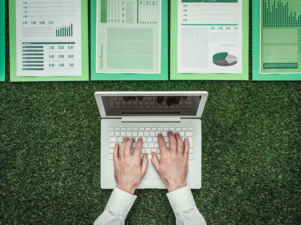¿Qué es la CSRD y cuándo tendré que aplicarla para elaborar mis informes de sostenibilidad?