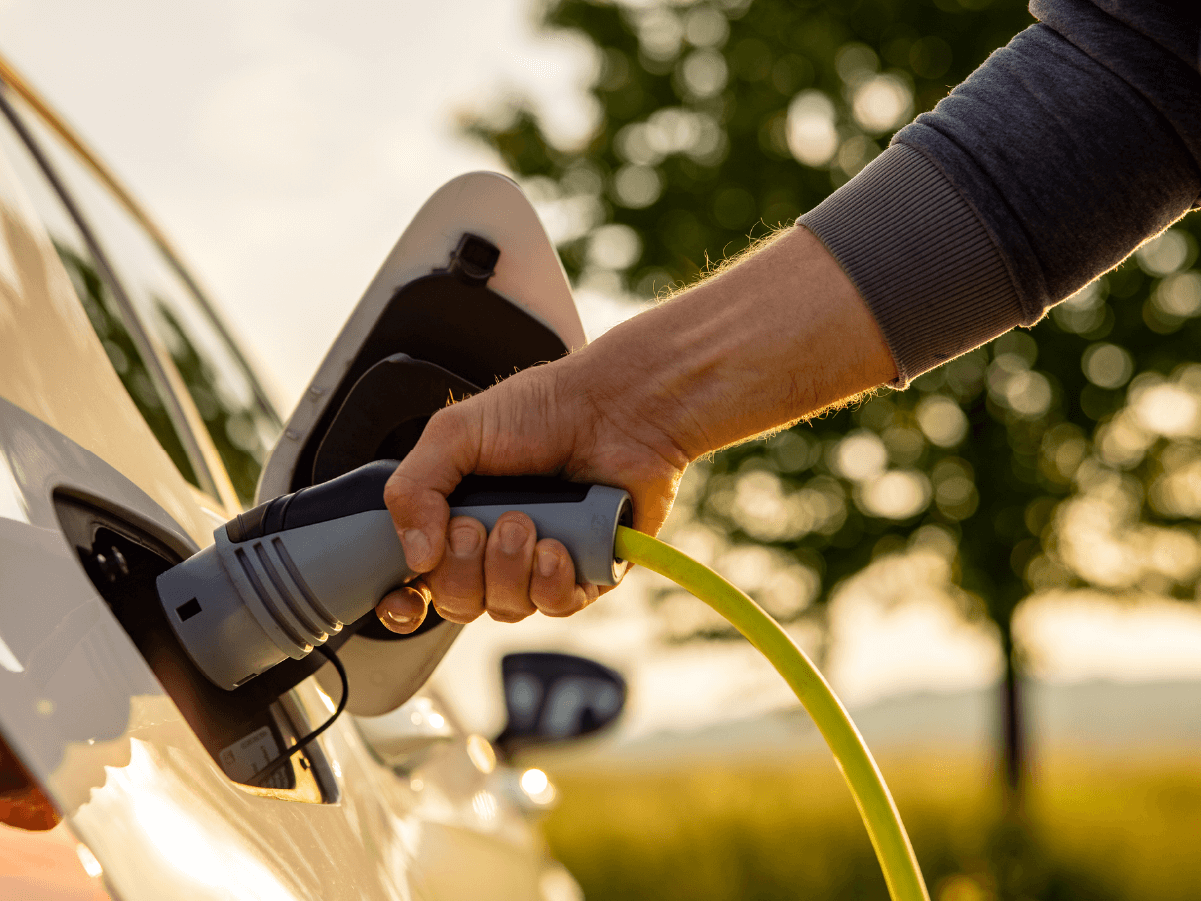 ¿En qué te beneficia contar con una flota electrificada propia para tu empresa?